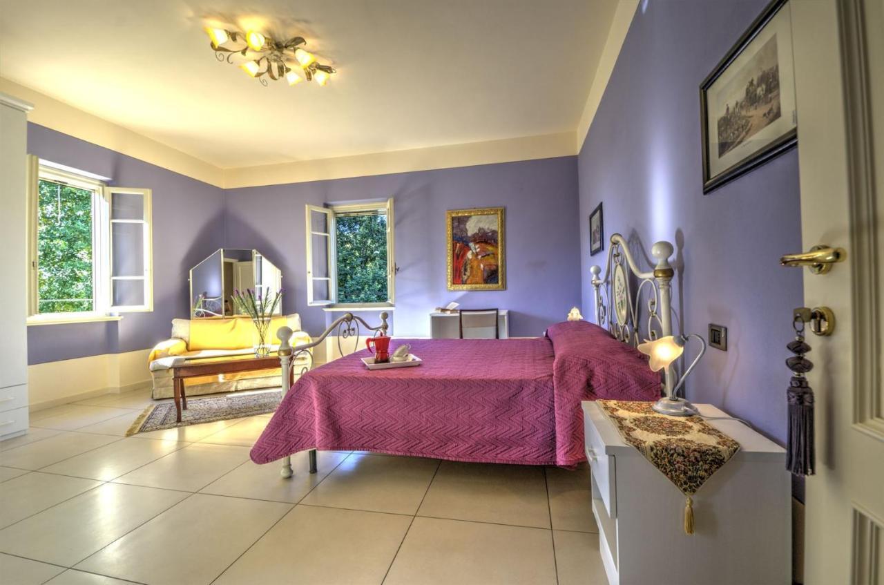 Lucca Cycling Holidays Il Tiglio Rooms SantʼAndrea di Compito 外观 照片